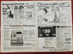 Hürriyet Gazete 25 Aralık 1985 Bütçemizde Yeni Dönem,Raif Denktaşın Durumu Ciddi,Muazzez Abacı,Gazino Reklamları,Mirelle Mathieu,Corazan Aquino,Winnie Mandela,Viktor Grişin,Parker-Polaroid-Daiwa Reklamları