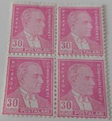 1933-1940 İKİNCİ ATATÜRK SERİSİ POSTA PULLARINDAN 30 KURUŞ OLAN DÖRTLÜ BLOK MNH PULDUR SS2VV1 ÇOK NADİRDİR