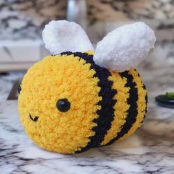 örgü arı oyuncak amigurumi yumuşacık