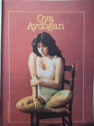 Erkekçe Aylık Aktüalite Sinema Tiyatro Müzik ve Magazin Dergisi - Nisan 1983- Oya Aydoğan- Cumhur Kerimoğlu- Linda Wayne- Yıldırım Gürses- Bülent Ersoy- Gabriel Garcia Marquez- Sonia Viviani-