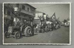 20 KASIM 1963 MANİSA / AKHİSAR ZİRAAT BANKASI KURULUŞU KUTLAMA (2) FOTOĞRAF...