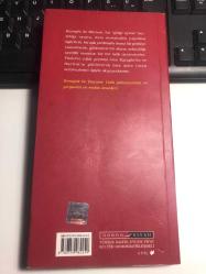 KARAGÖZ İLE HACİVAT - HAZIRLAYAN AHMET ÖZDEMİR - BORDO SİYAH YAYINLARI 9. BASKI 2007 - DİKKAT ÇOK HAFİF RUTUBET YEMİŞ OKUMAYA ENGEL DEĞİL...