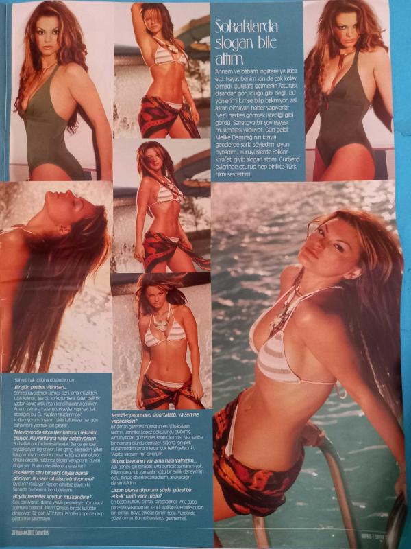 Yetuk ayolning poyafzalidagi shahvoniy oyoqlari (porno onlayn)