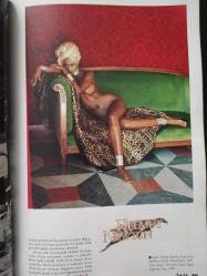 Max Dergisi- Ocak-Şubat 2001- Ricky Martin- Sibel Gökçe- Radiohead- Helmut Newton- Arnold Schwarzenegger- Rüzgarlı Bayır- Takvimler- Var Ama Yok- Fitness Zamanı