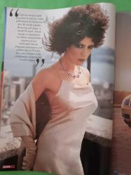 Alem Magazin Dergi 16Haziran 2004 Yeşim Salkım,Meral Süvari,Atıl Kutoğlu,Mehmet Öz ,Serra Taşkent,Tuna Köprülü,Semra Önen,Umberto Agnelli,İsmet DoğanFikret ünlü,Ahmet Ağaoğlu Mustafa Koç,