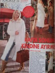 Alem Magazin Dergi 12 ocak 2005 Roberto Cavalli,Julianne Moore,Talha,Beyonce Knowles,Alicia Keys,Kenny zor Krawitz,Ender mermerci,Azize Taylan,Feryal gülman,Belma Simavi Ömer Gündüz,Yaman Gediklioglu,Nuri Türker,Hülya Aşık,Adnan Varınca,Aslı Şen,Gül oğuz,zNicole kidman,Şebnem balkan,Rod Steward