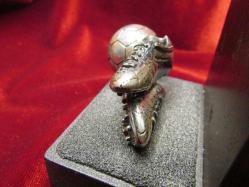 TÜRKİYE FUTBOL FEDARASYONU'NUN HARİKA GÖRSELLİ AHŞAP BİBLO FİGÜRLÜ OBJESİ 856