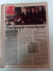 Milli Egemenlik Gazetesi - 23 Nisan 1991 -   Ve Özgürlük Ateşi Yandı - TBMM'nin İlk Bakanlar Kurulu -TBMM Başkanı Kaya Erdem -Mustafa Kemal Atatürk -Türkiye'nin En Geniş Gazete Ve Dergi Koleksiyonu TBMM Kütüphane'sinde - 50 Kadar Gazeteci TBMM Çatısı Altında Sürekli Görev Yapıyor