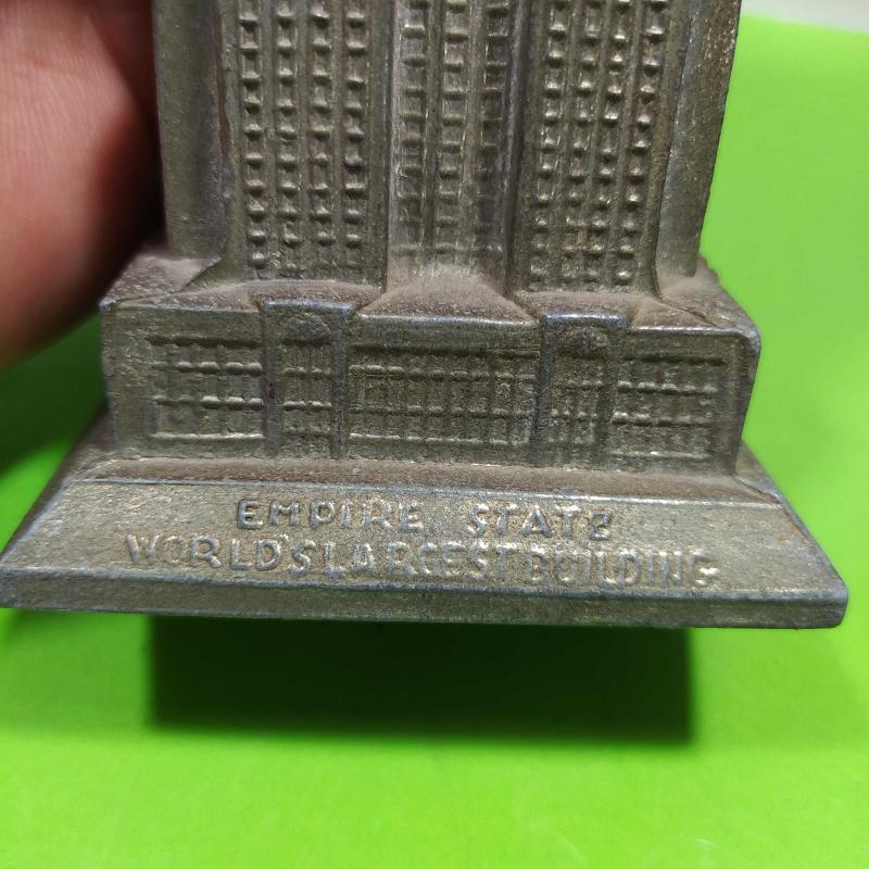 P70--EMPIRE STATES BİNASI METAL MAKETİ