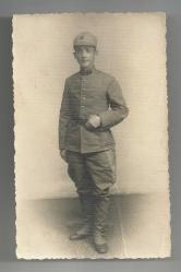 SEVİMLİ TİP ACEMİ ASKER ESKİ DÖNEM ORİJİNAL FOTOĞRAF...