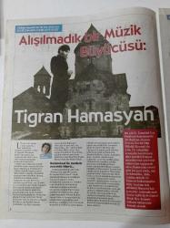 Cumhuriyet 22. İstanbul Caz Festivali Gazetesi -27 Haziran 15 Temmuz 2015 -Gece Gece İçiniz Caz Edecek - Marcus Miller İle Heyecanlı Ritimler - Su İdil - Edilenlerin Yanında Şiddete Karşı Bir Ses Joan Baez - Alışılmadık Bir Müzik Büyücüsü Tigran Hamasyan - Misyoner Bir Müzik Adamı Jools Holland