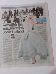 Cumhuriyet 22. İstanbul Caz Festivali Gazetesi -27 Haziran 15 Temmuz 2015 -Gece Gece İçiniz Caz Edecek - Marcus Miller İle Heyecanlı Ritimler - Su İdil - Edilenlerin Yanında Şiddete Karşı Bir Ses Joan Baez - Alışılmadık Bir Müzik Büyücüsü Tigran Hamasyan - Misyoner Bir Müzik Adamı Jools Holland