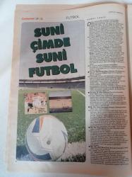 Cumhuriyet Spor Gazetesi - 9 Eylül 2008 - Semih Şentürk Fotoğrafı - Atlar Havuzda - Suni Çimde Suni Futbol - Kemal Aslan Fenerbahçe'den Körfez'e- Tekvandonun Pekin Kraliçesi Azize Tanrıkulu