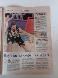 Cumhuriyet Spor Gazetesi - 9 Aralık 2008 -  George Best'in Yolunda -Engelleri El Ele Verip Aşıyoruz - Altın Çocuk Cristiano Ronaldo - Beşiktaş'ta Değişim Rüzgarı - Türk Telekomun Demir Çekiç'i