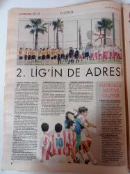 Cumhuriyet Spor Gazetesi - 26 Aralık 2006 - Şenol Güneş Fotoğrafı - Zidane Kafasını Kullandı - Zenginler Kulübü Real Madrid - Top Şimdi Antalya'da - Okçular Duvar Delecek - Filenin İkizleri