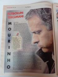 Cumhuriyet Spor Gazetesi - 14 Kasım 2006 - Futbolun Şiiri Fena Halde Yaşam- Gençliğim Eyvah - Rasim Kara Beşiktaş Nereye - Unutulan Efsane Veli Balli- Futbolun Tercümanı Mourinho - Nuri Şahin