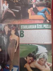Alem Magazin Dergi 1 mart 2000 Catherine zeta Jonus ,İzzet Habib,Ela Barlas,Zeki zorlu,Murat Çuhadaroğlu,Burak Duruman,Murat Vargı,Osman Berkman Alihan Aloğlu,Serra merzeci,Leyla Alaton,Seren Serengil,Nilgün Keçili,Emir Yargıcı Akşit Ersoy