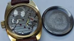 İSVİÇRE ANTİK VIALUX MARKA KURMALI ÇOK BAKIMLI MUHTEŞEM ORİJİNAL SARI AKSAMLARI ALTIN KAPLAMA TAKVİMLİ BAYAN KOL SAATİ BB2YY1