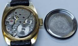 İSVİÇRE ANTİK VIALUX MARKA KURMALI ÇOK BAKIMLI MUHTEŞEM ORİJİNAL SARI AKSAMLARI ALTIN KAPLAMA TAKVİMLİ BAYAN KOL SAATİ Y1AAA2 NADİR