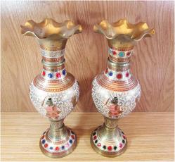 ViNTaGe MİNELİ ReSiMLi ÇİFT PİRİNÇ VAZOLAR....