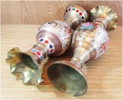 ViNTaGe MİNELİ ReSiMLi ÇİFT PİRİNÇ VAZOLAR....