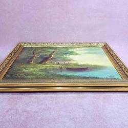 VINTAGE AHŞAP ÇERÇEVELİ ORMAN İÇİNDE GÖL KENARINDA TEKNE PEYZAJ İMZALI YAĞLIBOYA RESİM