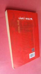 LİSELİ KIZLAR