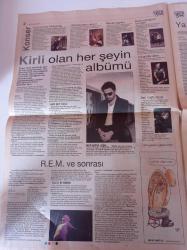 Cumhuriyet Haftasonu Gazetesi - 11 Ekim 2008 - Sayı 124 - Hareket Eden Fotoğraflara Bakmak Gibi - Murat Han - Hande Dane Fotoğrafı - Sevimli Bir Psikopat Olsam - Sinema Dünyasında İpler Gerildi - Barış Pirhasan