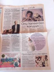Cumhuriyet Haftasonu Gazetesi - 1 Kasım 2008 - Sayı 127 - Hatice Aslan Fotoğrafı - Nuri Bilge Ceylan - Üç Maymun Filmi - Kemandan Baleye Mazlum Çimen - Erkan Can - Ceyda Düvenci