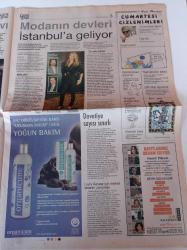 Cumhuriyet Haftasonu Gazetesi - 3 Ekim 2009 - Sayı 175 - İsmail Hacıoğlu Fotoğrafı - İstanbul'da Cadı Avı - Moda Devleriyle Buluşmaya Hazırlanın - Işıl Özgentürk