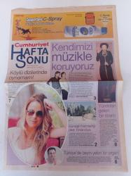 Cumhuriyet Haftasonu Gazetesi - 28 Temmuz 2007 - Sayı 61 - Doğa Rutkay Fotoğrafı - Kendimizi Müzikle Koruyoruz - Yürekten Gelen Dram - Güneşin Batmadığı Ülke Finlandiya - Türkiye'de Beyin Yetim Bir Organ