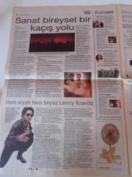 Cumhuriyet Haftasonu Gazetesi - 19 Temmuz 2008 - Sayı 112 - Ezel Akay Cahil Yönetmen Çok - Deniz Türkali - Joker Filmi - Hollywood'un Küçük Sırlarının En Kirlisi