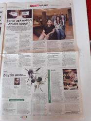 Cumhuriyet Pazar Gazetesi - 9 Kasım 2014 - Sayı 1494 - Özge Özder Fotoğrafı - Benim Asıl Vatanın Tiyatro - Sezgi Mengi - Petrol Savaşları Sona Mı Eriyor