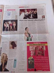 Cumhuriyet Pazar Gazetesi - 15 Nisan 2012 - Sayı 1360 - Türkler Porno Seviyor - Aşk Tek Renge Sığdırılamaz- İlk Holigan Cass Pennant - Kadınlık Halleri