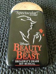 BEAUTY AND THE BEAST DİKDÖRTGEN FORMATINDA NADİR ROZET.