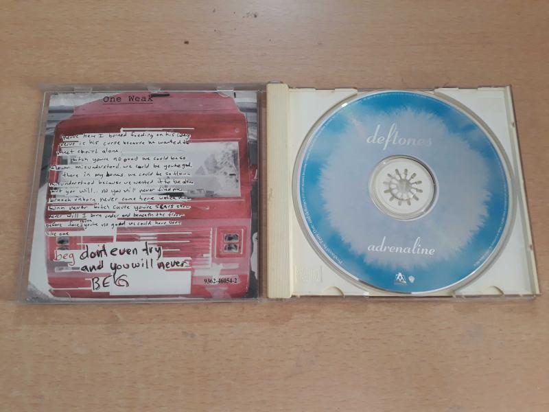 DEFTONES ADRENALİNE - MAVERICK/WARNER BROS. - CD - Efemera - kitantik