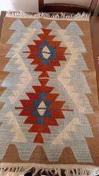 KİLİM - ANADOLU GELENEKSEL EL DOKUMA SECCADE  FORMUNDA YÖRÜK YÜN  KİLİM Ebat: 57x 95 cm..