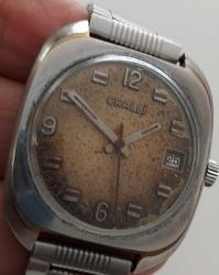 İSVİÇRE ANTİK ORALLİ MARKA KURMALI BAKIMLI MUHTEŞEM ORİJİNAL SÜPER TAKVİMLİ KOL SAATİ H1A2R1 NADİR