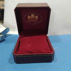 RF66----NINA ROSSI SAAT KUTUSU