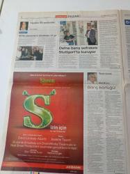 Cumhuriyet Pazar Gazetesi - 3 Haziran 2012 - Sayı 1367 - Angelina Jolie ve Brad Pitt Fotoğrafı - Jennifer Lopez - Marilyn Monroe - Siyasi Porno- Sporcu Aktör Murat Tavman