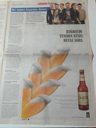 Cumhuriyet Pazar Gazetesi - 3 Haziran 2012 - Sayı 1367 - Angelina Jolie ve Brad Pitt Fotoğrafı - Jennifer Lopez - Marilyn Monroe - Siyasi Porno- Sporcu Aktör Murat Tavman