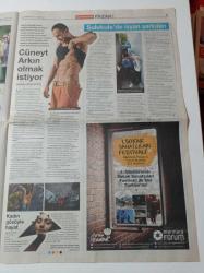 Cumhuriyet Pazar Gazetesi - 3 Haziran 2012 - Sayı 1367 - Angelina Jolie ve Brad Pitt Fotoğrafı - Jennifer Lopez - Marilyn Monroe - Siyasi Porno- Sporcu Aktör Murat Tavman