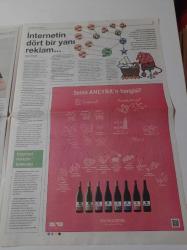 Cumhuriyet Pazar Gazetesi - 22 Nisan 2012- Sayı 1361 - Erkan Oğur Fotoğrafı - Kapalı Devre Tiyatro - F Tipi Vahşet - Gizem Soysaldı- Hüseyin Karabey - Ezel Akay Sırrı Süreyya Önder