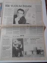 Cumhuriyet Pazar Gazetesi - 15 Ağustos 2004 - Sayı 960 - Arzu Yanardağ - Babam Can Yücel - Tarih Vakfı - Barışa Rock Ya Da Rock'n Coke