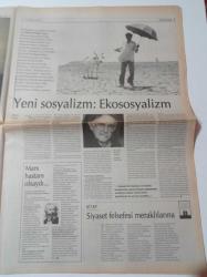 Cumhuriyet Pazar Gazetesi - 18 Ocak 2004 - Sayı 930 - Sertab Erener Dünyaya Sesleniyorum - Şahnaz Çakıralp - Joel Kovel - Elveda Lenin - Nedir Bu Clubbing - Hürrem Sultan'ın İktidarla Dansı