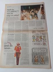 Cumhuriyet Pazar Gazetesi - 18 Ocak 2004 - Sayı 930 - Sertab Erener Dünyaya Sesleniyorum - Şahnaz Çakıralp - Joel Kovel - Elveda Lenin - Nedir Bu Clubbing - Hürrem Sultan'ın İktidarla Dansı