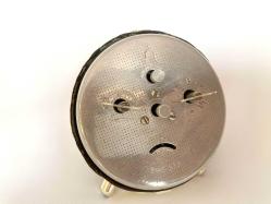 SERKİSOF ANTİKA KURMALI ÇALAR SAAT BÜTÜN AKSAMLARI TAM  ÇALIŞIYOR/DURUYOR  ANTİKA HALİYLE BAKIM İSTİYOR FİYAT ONA GÖRE VERİLMİŞTİR.