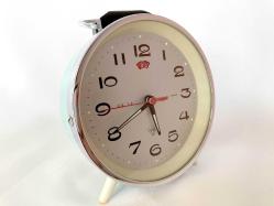 ANTİKA KURMALI ALARMLI ÇALAR SAAT , BAKIMLARI YAPILMIŞ OLUP, BÜTÜN AKSAMLARI TAM ORJİNAL ZAMAN TUTUŞLARI GAYET İYİDİR