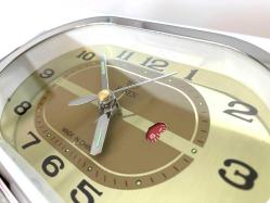 UZAK DOĞU ANTİK KURMALI ALARMLI ÇALAR SAAT , BAKIMLARI YAPILMIŞ OLUP, BÜTÜN AKSAMLARI TAM ORJİNAL ZAMAN TUTUŞLARI GAYET İYİ ÖZENLİ PAKETLEME