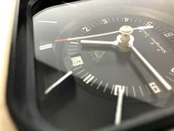 Shangaı ANTİK KURMALI ALARMLI ÇALAR SAAT , BAKIMLARI YAPILMIŞ OLUP, BÜTÜN AKSAMLARI TAM ORJİNAL ZAMAN TUTUŞLARI GAYET İYİDİR